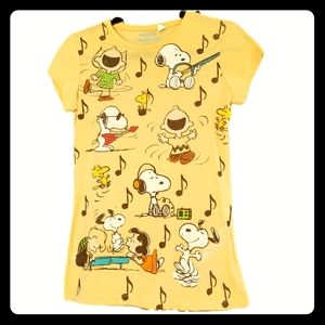 Peanuts Characters Tee